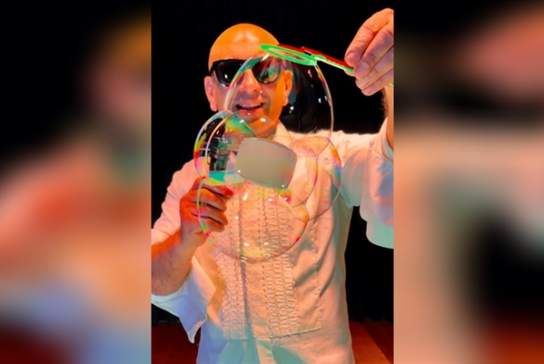 The Ultimate Bubble Show
