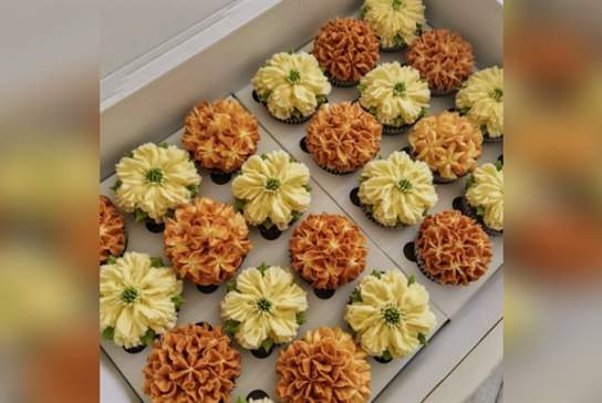 Autumn Blooms Buttercream Cupcake Decorating Workshop