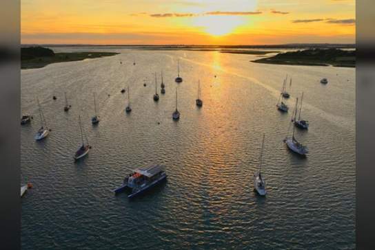 Sunset Harbour Discovery boat trip on Solar Heritage