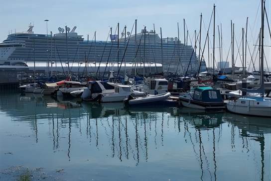 Private Walking Tour of Southampton