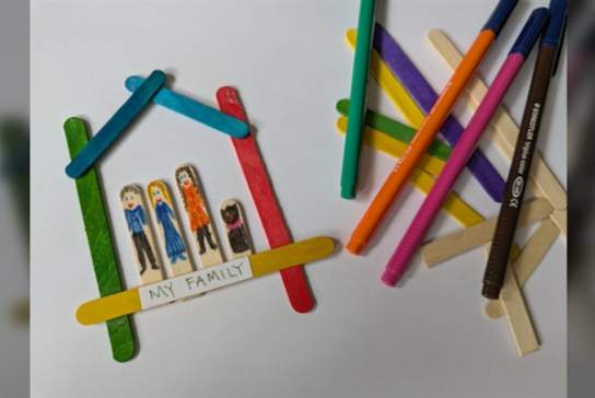 Holiday Thursday Make & Take - Lolly Stick Families