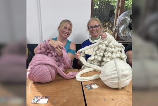 Arm Knitting Blanket Workshops