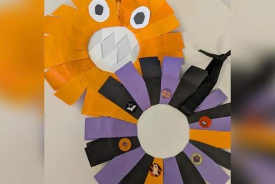 Holiday Thursday Make & Take - Hallowe'en Wreath