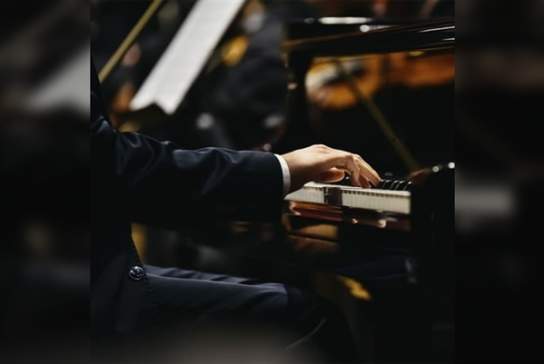 Moonlight Sonata by Candlelight