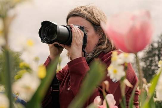 Spring Blooms Photography Workshop with Molly Hollman