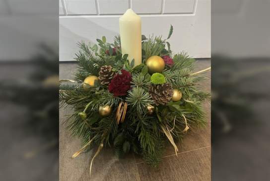 Christmas Table Decorations for all ages with Victoria Goss