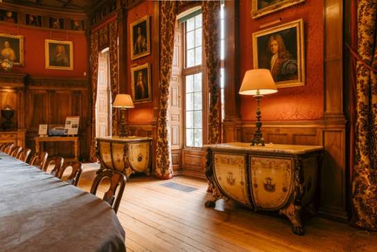 House Tour & Cream Tea
