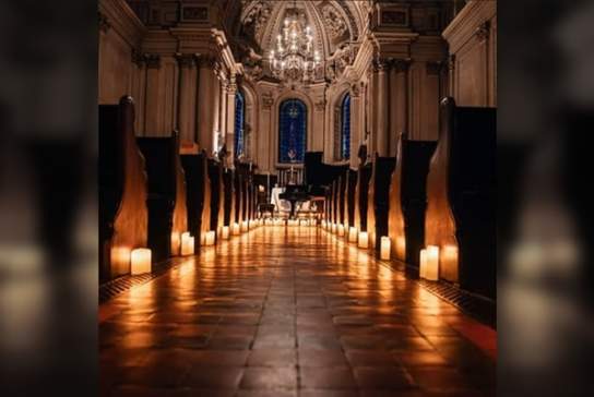 Valentine's Moonlight Sonata by Candlelight at Chichester Cathedral