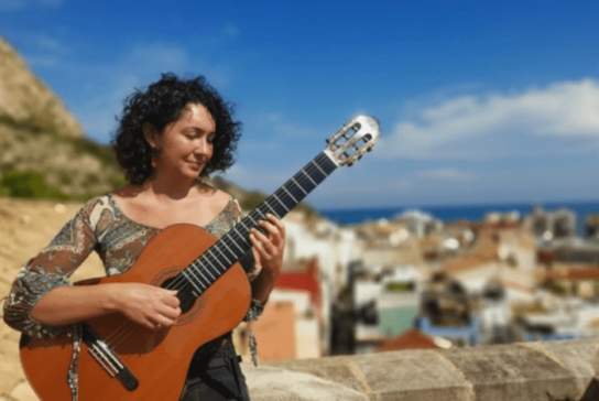 Coffee Concert: Eleanor Kelly