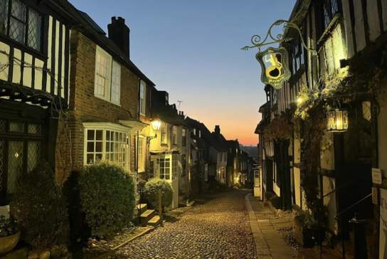 The Mermaid Inn - Hotel