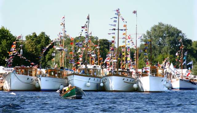 Thames Traditional Boat Festival