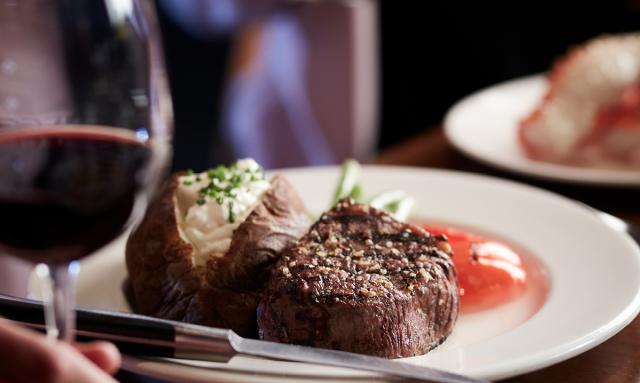 The Keg Steakhouse Bar York Street Toronto On M5h 3r8