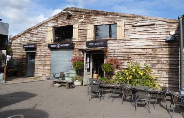 Buzzard Valley Wines Vineyard Shop