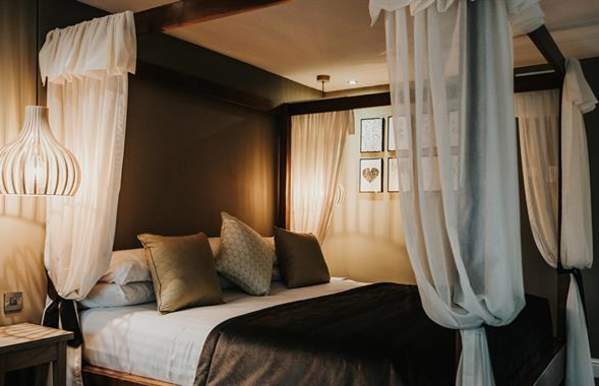 Moddershall Oaks Country Spa Retreat
