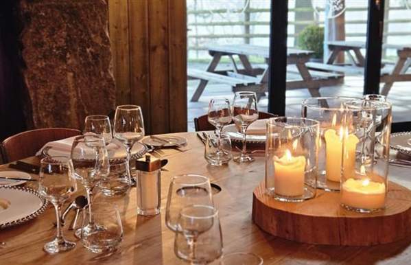 The Oaks Wedding Barn