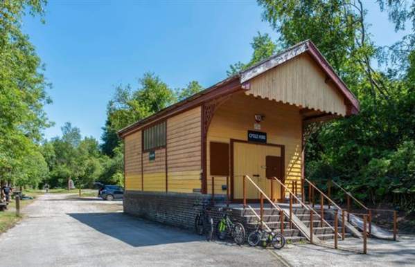 Manifold Station Cycle Hire & Café