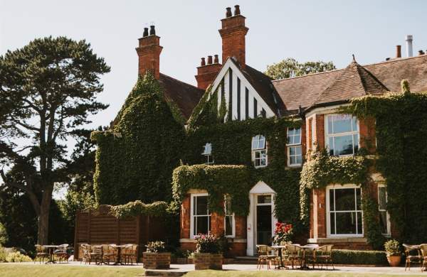 Healing Manor Hotel