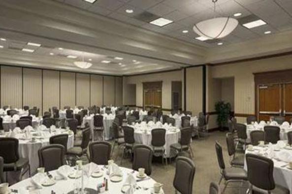 10792_4611_embassy suites banquet.jpg