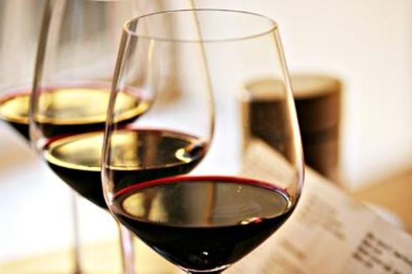 109806_5807_wine kitchen 3.jpg