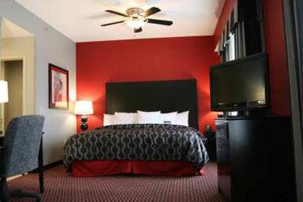 145209_4437_homewood suites leesburg room.jpg
