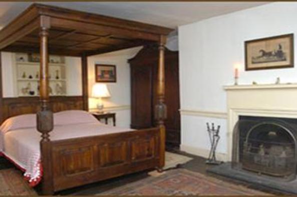146760_4539_welbourne room.jpg