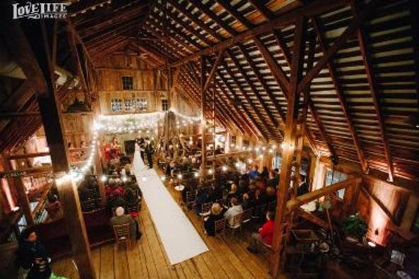 148682_4953_weddingupstairs.jpg
