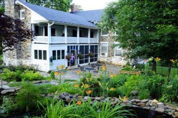 2237_4660_georges mill gardens.jpg