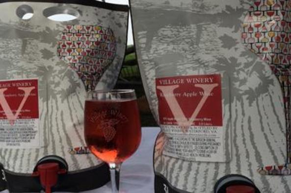44267_4600_village winery bags.JPG