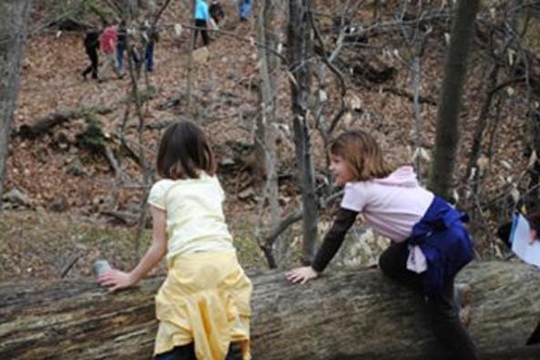 60_4481_girls on trail.jpg