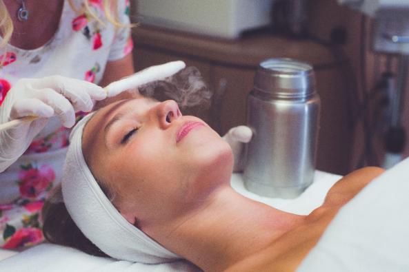Cryofacial - Skin Care Treatment