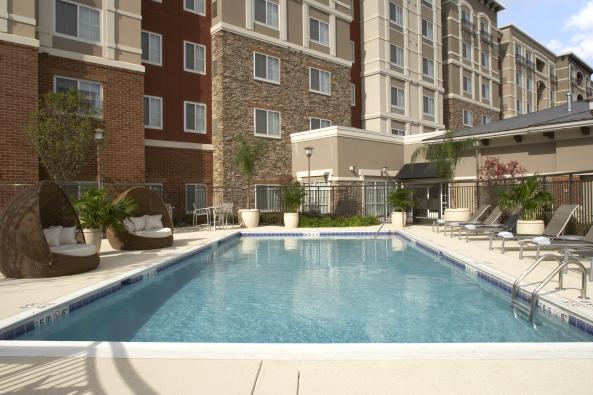 Hotel Pool