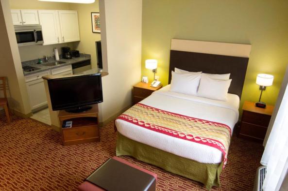Hawthorne Suites Image 2