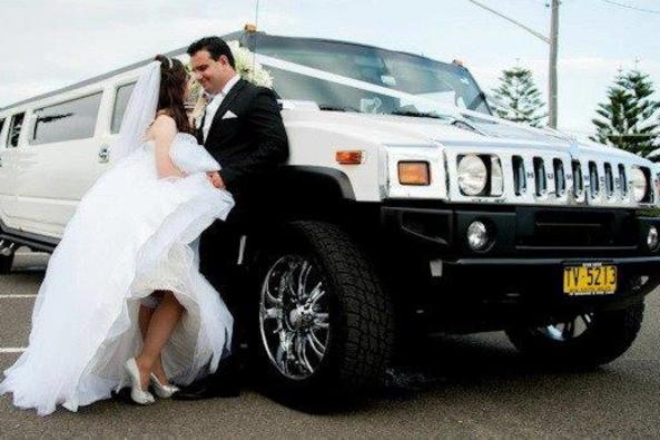 Hummer Bride and Groom
