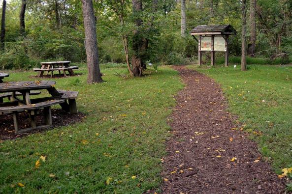 Mary DeChapman Trail Image