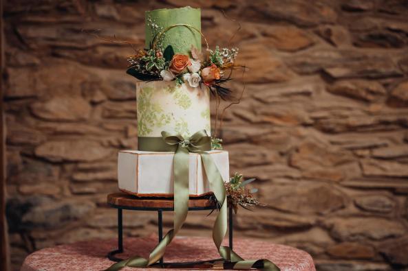 shiloh wedding cake