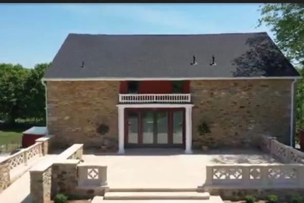 SHiloh Barn Exterior