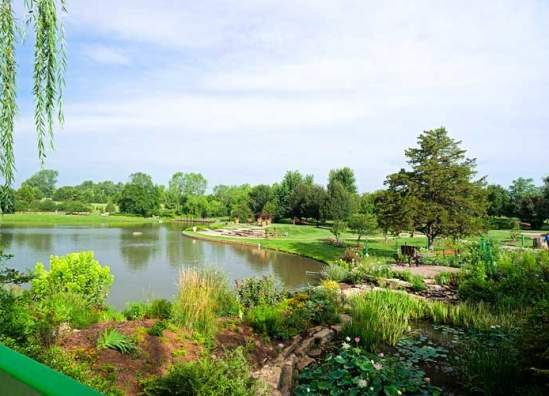 Overland Park Arboretum & Botanical Gardens