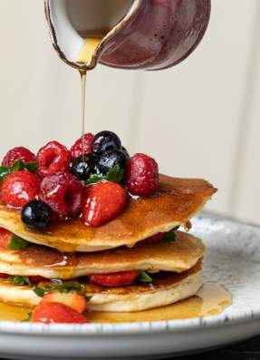 Zouk Tea Bar & Grill