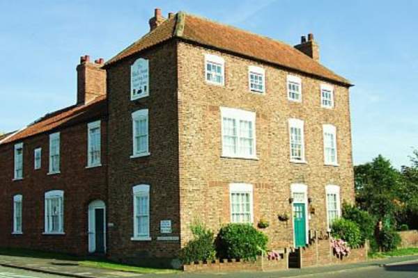 Black Swan Guest House