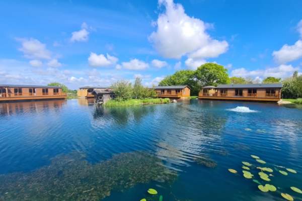 Caistor Lakes Leisure Park