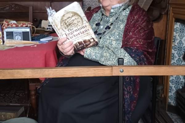 Victorian themed crafts