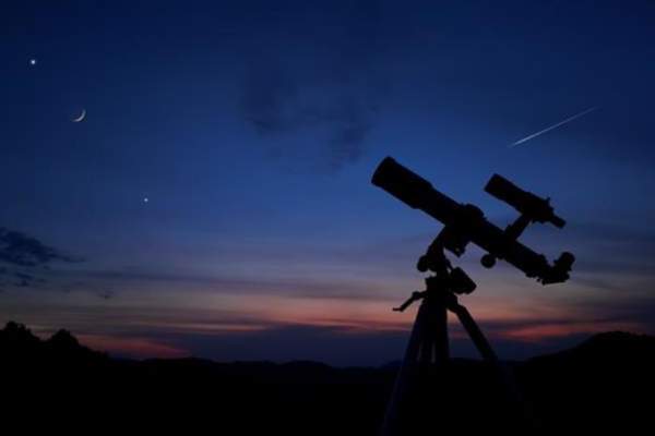 Cosmic Castle: An Evening of Space Discovery
