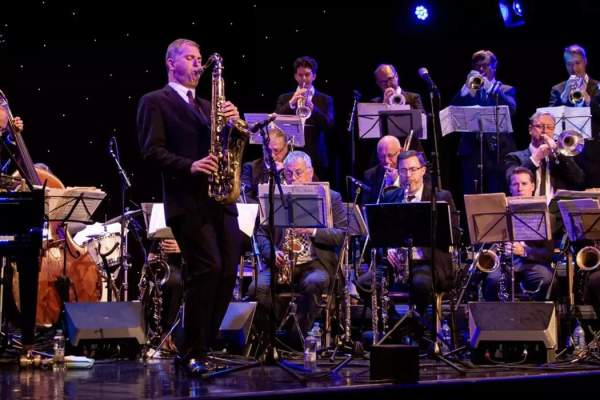 Simon Spillett's Big Band: "Dear Tubby H."