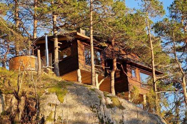 TreeTop Fiddan - Trehytter i Konsmo
