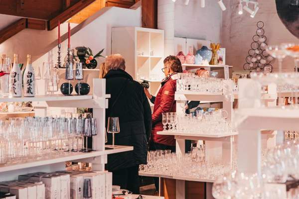 Dagstur fra Oslo til Magnor Glassverk og The Plus