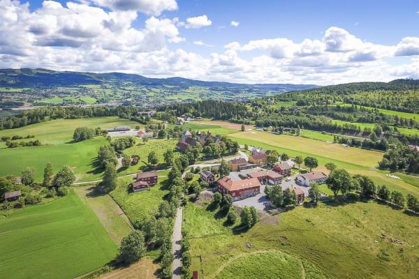 Dagstur fra Oslo til historiske Hadeland - Sommer