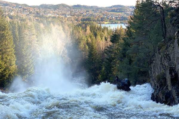 Flakkefossen - en mektig foss i Birkenes
