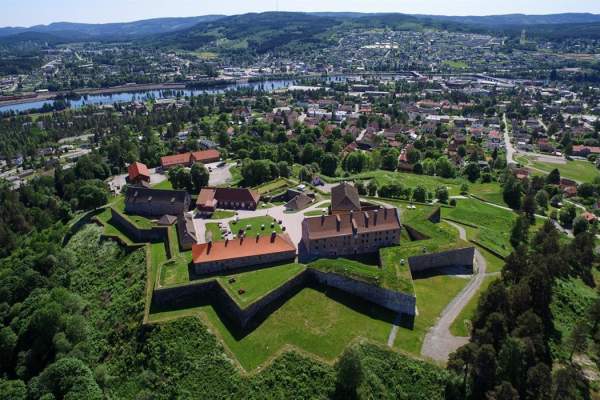 Dagstur fra Oslo til Kongsvinger med festningen og gamlebyen Øvrebyen