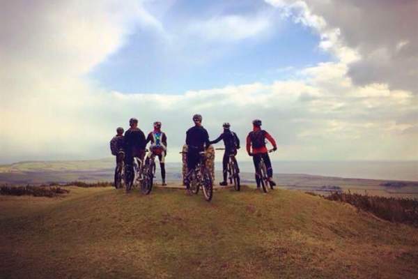 Off Root - Guided Mountain Bike Rides