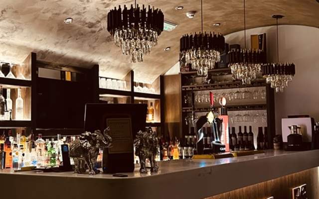Laziza Indian Bar and Restaurant
